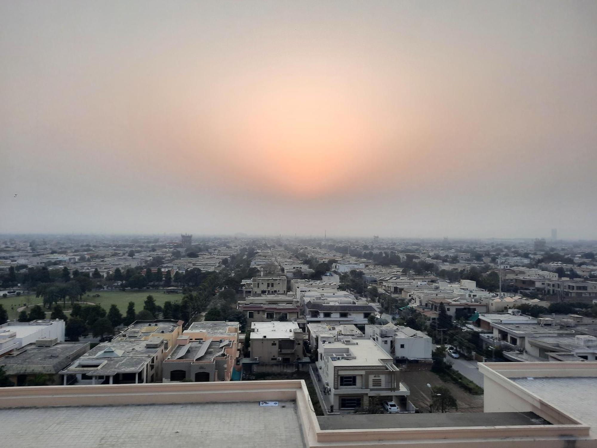 Gold Crest - Luxury Hotel Serviced Apartments Dha Phase 4 Lahore By Lmy Exterior photo